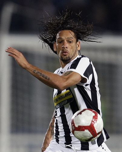 都怪张镇麟？昔日国手+全明星转会后坐穿冷板凳，场均1.6分1.4板