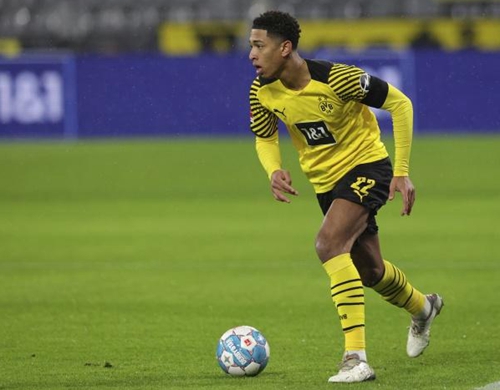 AG险胜TTG夺得EWC冠军，粉丝又为FMVP吵起来了