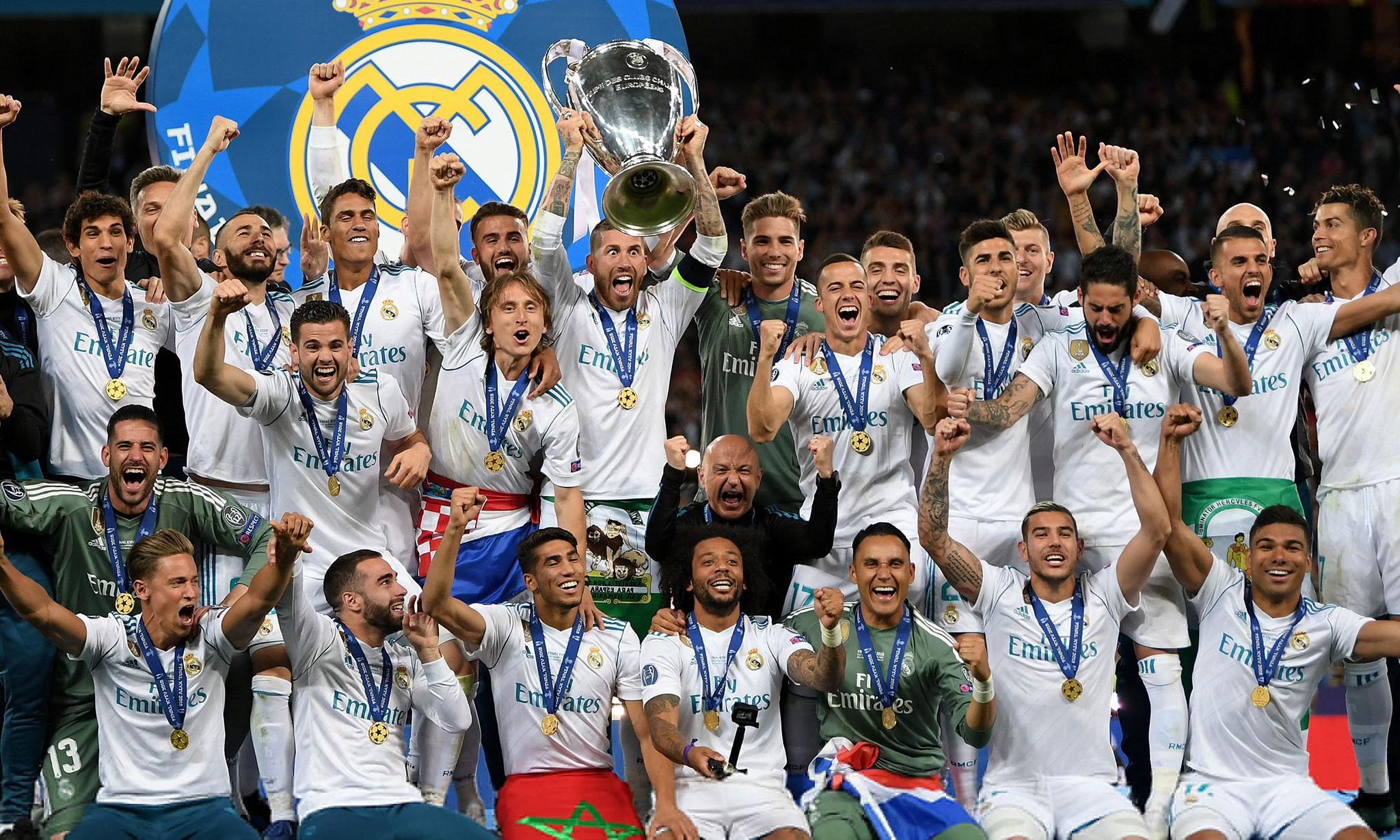 周六意甲前瞻：那不勒斯VS萨索洛 主场劲旅争四抢分 客队残阵保级死守攻防博弈比分预测