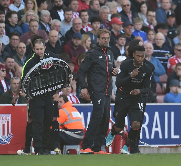 《生化危机9：安魂曲》里昂官方新图！真戴眼罩了？