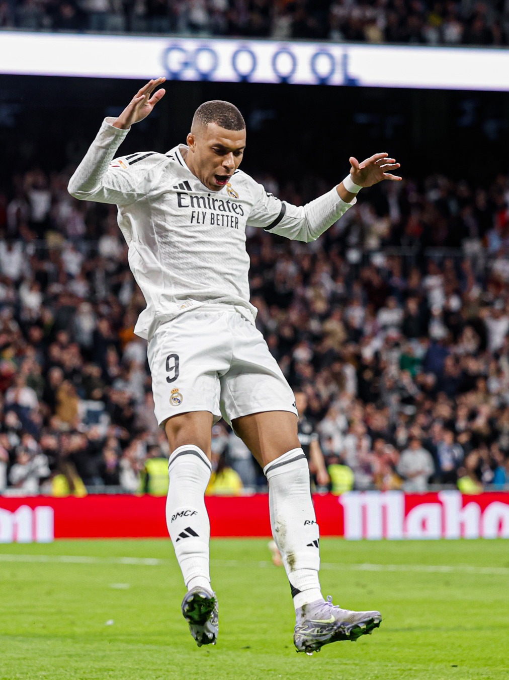 数据不骗人！揭秘哈里森为何甘冒被解雇风险毅然交易东契奇