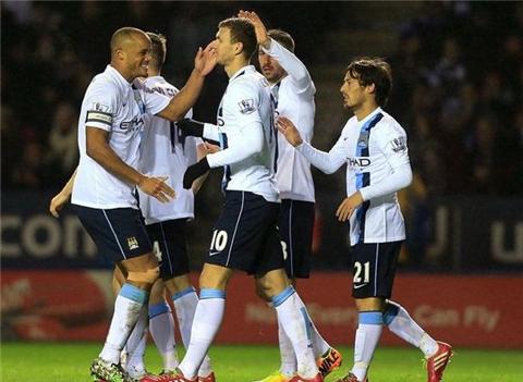 独行侠113-105篮网！弗拉格27+5+5崴脚后归来，克莱6三分