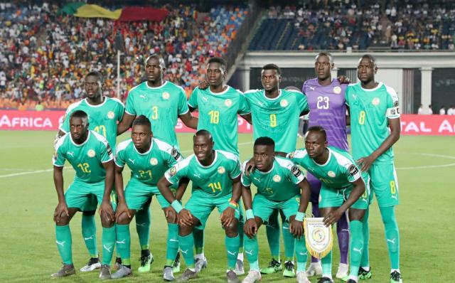 19投10中！詹姆斯狂砍30+8+8，赢得球权之争，比东契奇更稳健